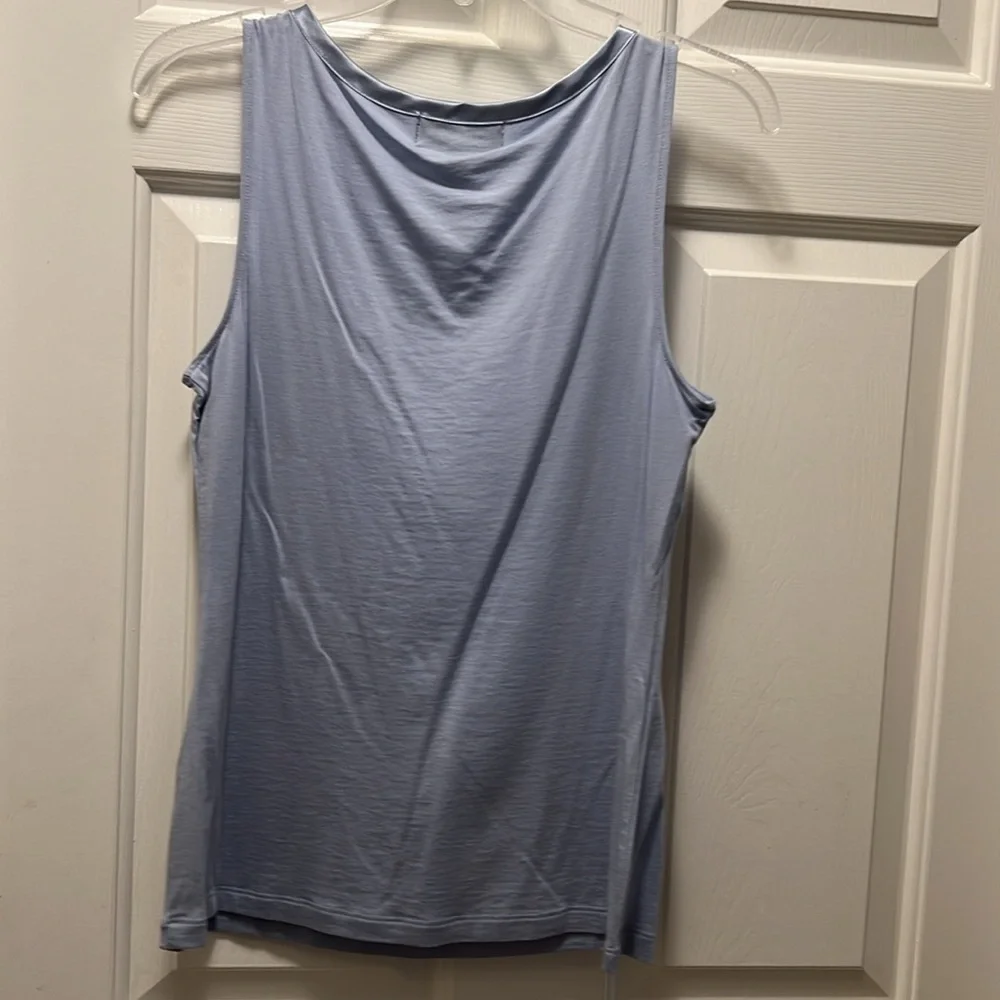 Banana Republic tank. Luxe touch. - Picture 2 of 3